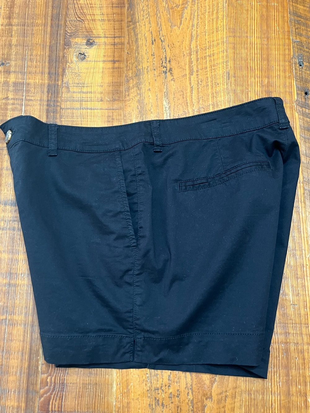 Old Navy Black High-Rise Everyday Shorts Size 8 - Picture 6 of 13